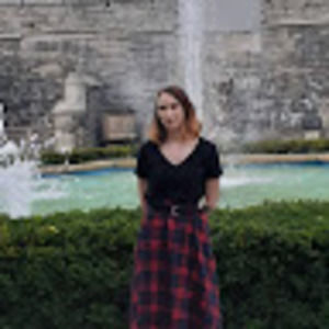 Meet your Posher, Crystelle